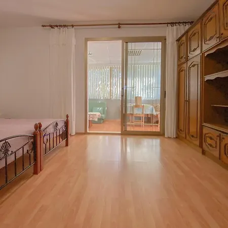 Apartment Beco Three