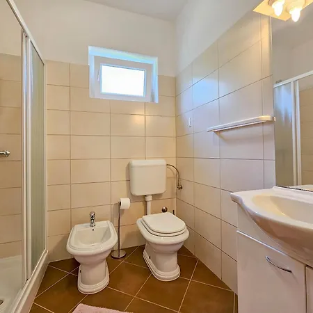 Apartment Beco Three *