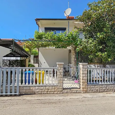 Beco Three Apartamento