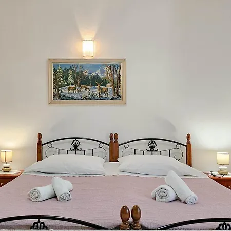 Beco Three * Novigrad (Istria)
