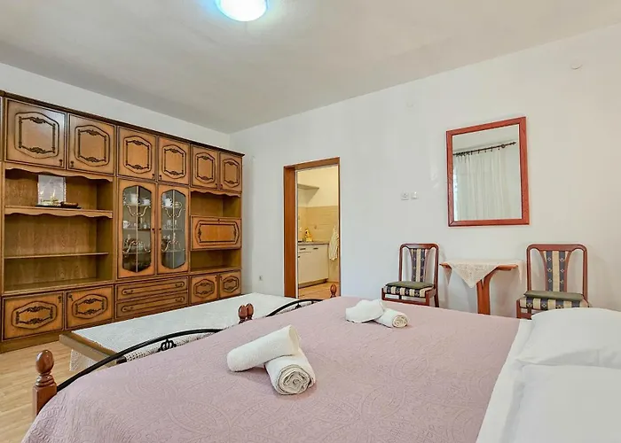 Beco Three Apartment *